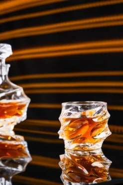 Echos Whiskyset | Whiskygläser | 7-Teiliges Whiskeyset | Geschenkset -Kuechengeschirr 0b313f9c67ba04d750e27c7ff03f1cb2