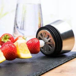 Wasserkaraffe Glas 1 L Mit Früchtespieß Edelstahl Ausguss 17 Wasserkaraffe Glas 1 L Mit Früchtespieß Edelstahl Ausguss -Kuechengeschirr 1b48c6b496b1a1f4f16b530fa35f0bc3