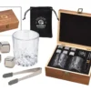 Whisky Geschenk-Set Mit 2 Gläsern, Eiswürfeln Aus Edelstahl, Zange, Samtbeutel In Einer Schönen Holzbox 1 Whisky Geschenk-Set Mit 2 Gläsern, Eiswürfeln Aus Edelstahl, Zange, Samtbeutel In Einer Schönen Holzbox -Kuechengeschirr 4d63642650bc74b81550c574fe691c12