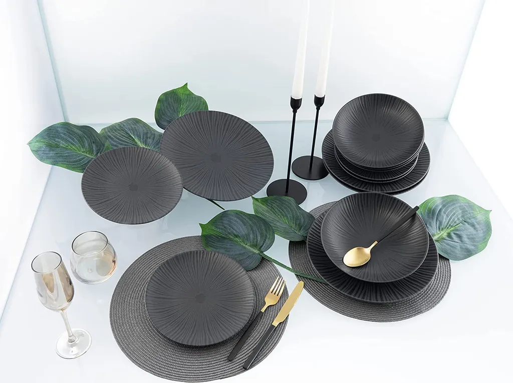 CreaTable 23211 Tafelservice Elements Collection Vesuvio Black Für 4 Personen, Steinzeug, Schwarz/grau (1 Set, 12-teilig) 18 CreaTable 23211 Tafelservice Elements Collection Vesuvio Black Für 4 Personen, Steinzeug, Schwarz/grau (1 Set, 12-teilig) – Bild 16