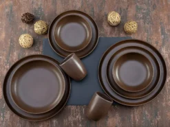 CreaTable, 23660, Serie Uno Braun, Geschirrset, Kombiservice 16 Teilig, Farbe:Braun -Kuechengeschirr 70a7efd8c784a5e2b7051b76caf36049