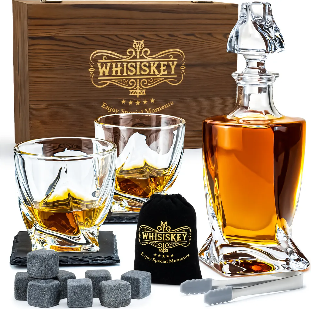 Whisiskey - Whisky Karaffe – Twisted Dekanter Set - Whiskey Karaffe Set - 1000ML - Geschenke Für Männer - Inkl. 8 Whisky Steine, Zange & 2 Whisky Gläser 3 Whisiskey - Whisky Karaffe – Twisted Dekanter Set - Whiskey Karaffe Set - 1000ML - Geschenke Für Männer - Inkl. 8 Whisky Steine, Zange & 2 Whisky Gläser