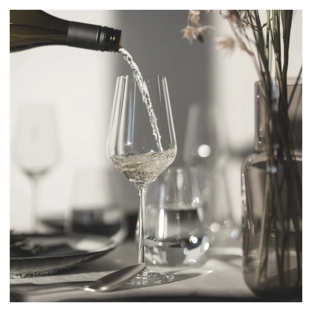 STERNSCHLIFF WEIßWEINGLAS-SET #2 VON DESIGN BY RITZENHOFF 9 STERNSCHLIFF WEIßWEINGLAS-SET #2 VON DESIGN BY RITZENHOFF – Bild 7