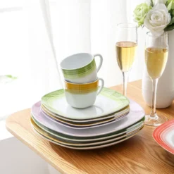 VEWEET Tafelservice 'SPARK' Aus Porzellan, 60-tlg Kombiservice, Kaffeetassen, Untertasse, Dessertteller, Speiseteller Und Suppenteller, Komplettservice Für 12 Personen 19 VEWEET Tafelservice 'SPARK' Aus Porzellan, 60-tlg Kombiservice, Kaffeetassen, Untertasse, Dessertteller, Speiseteller Und Suppenteller, Komplettservice Für 12 Personen -Kuechengeschirr 964d7497d0646f45ec7ff2e633962fff