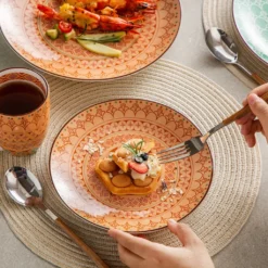 Vancasso Tafelservice Porzellan, Tulip Elegantes Geschirrset, 48 Teilig Kombiservice Mit Speiseteller, Dessertteller, Müslischalen Und Kaffeebecher Für 12 Personen -Kuechengeschirr b3b0d8ff2c226742468b80ac5cb4ccb7