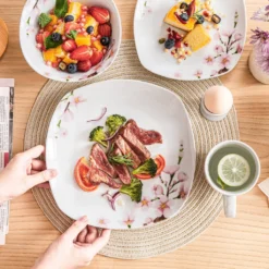 VEWEET Porzellan Kombiservice 'Annie', 40 Teilig Geschirrservice Für 8 Personen, Frühstückservice Mit Je 8 Eierbecher, Kaffeebecher 350 Ml, Müslischalen, Dessertteller Und Flachteller -Kuechengeschirr c27a5ff9cb7c9461d5d7e9fefab80b19