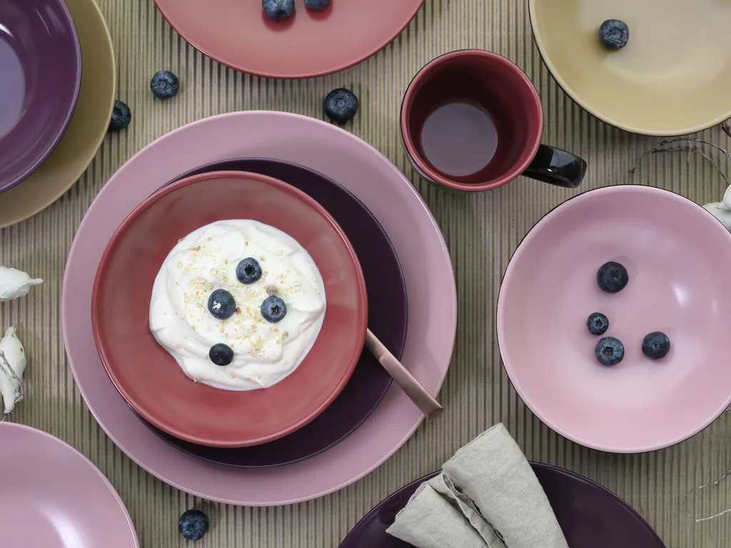 CreaTable 22458 Kombiservice Very Berry Für 4 Personen, Steinzeug, Mehrfarbig (1 Set, 16-teilig) 6 CreaTable 22458 Kombiservice Very Berry Für 4 Personen, Steinzeug, Mehrfarbig (1 Set, 16-teilig) – Bild 4