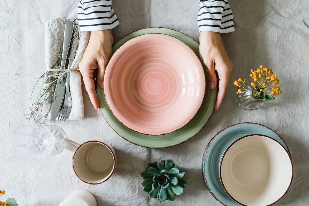 Mäser 931492 Lumaca Frühstück-Service Für 6 Personen Im Vintage Look, Handbemalte Keramik, Steingut, Rauchblau, 18-teilig (1 Set) 8 Mäser 931492 Lumaca Frühstück-Service Für 6 Personen Im Vintage Look, Handbemalte Keramik, Steingut, Rauchblau, 18-teilig (1 Set) – Bild 6