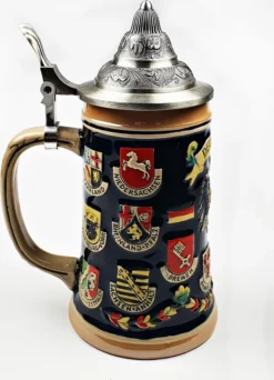 Bierkrug Mit Deckel Deutschland Bundesländer 0,5 Liter 8 Bierkrug Mit Deckel Deutschland Bundesländer 0,5 Liter -Kuechengeschirr e1e2f6cf0144a8bb07fb2c6e25b94e7b